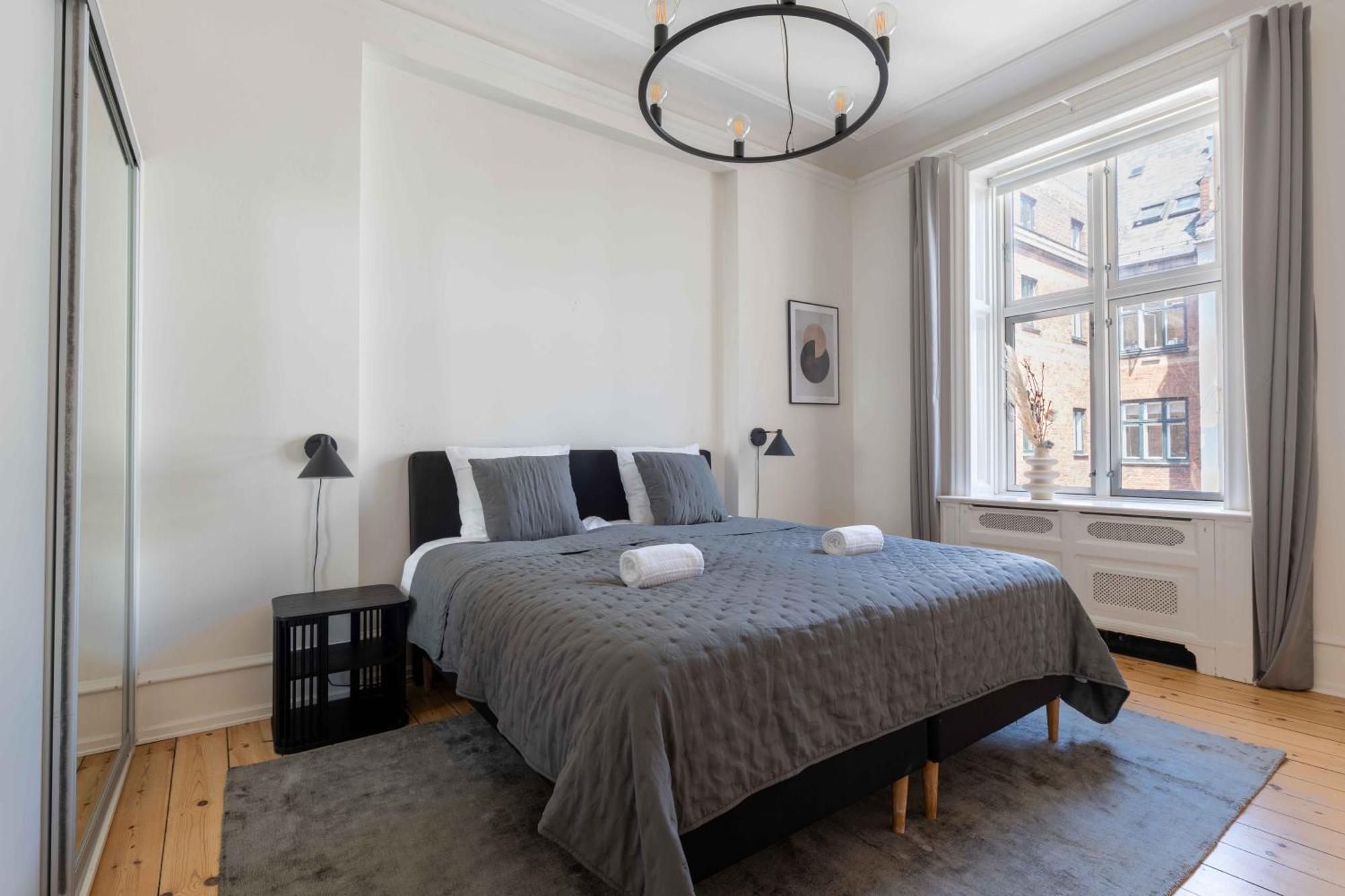 Lovely 3Br Manor Apartment 5 Min From Tivoli Gardens 코펜하겐 외부 사진